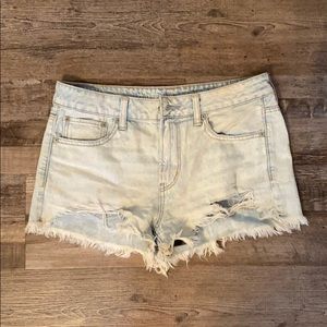 Short denim